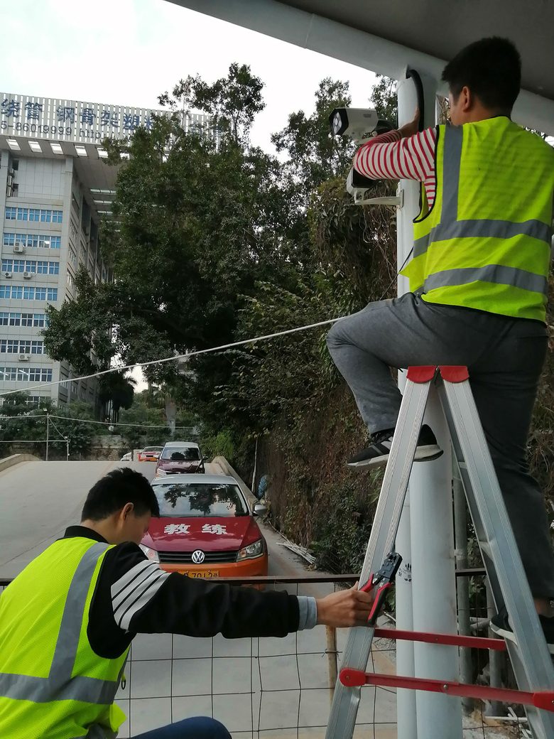 飞利浦 E506 老人机 大字大声 4G全网通 一键拨号